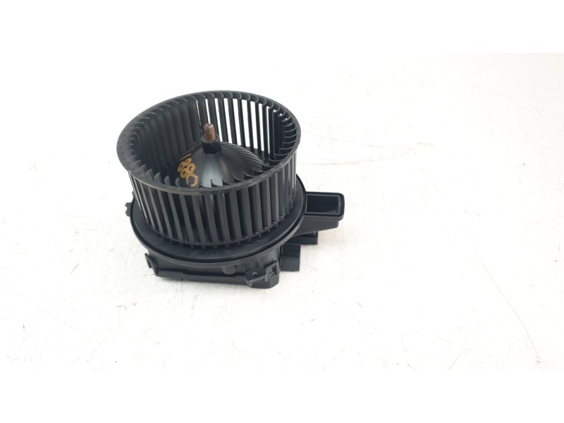 Recambio de ventilador calefaccion para audi a4 avant (8w5) básico referencia OEM IAM 4M1820021  