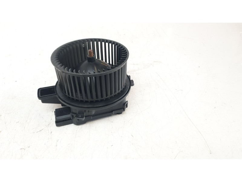 Recambio de ventilador calefaccion para audi a4 avant (8w5) básico referencia OEM IAM 4M1820021  