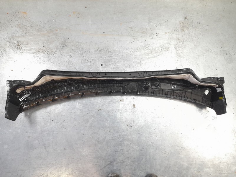 Recambio de torpedo para kia niro referencia OEM IAM 86150AT000  