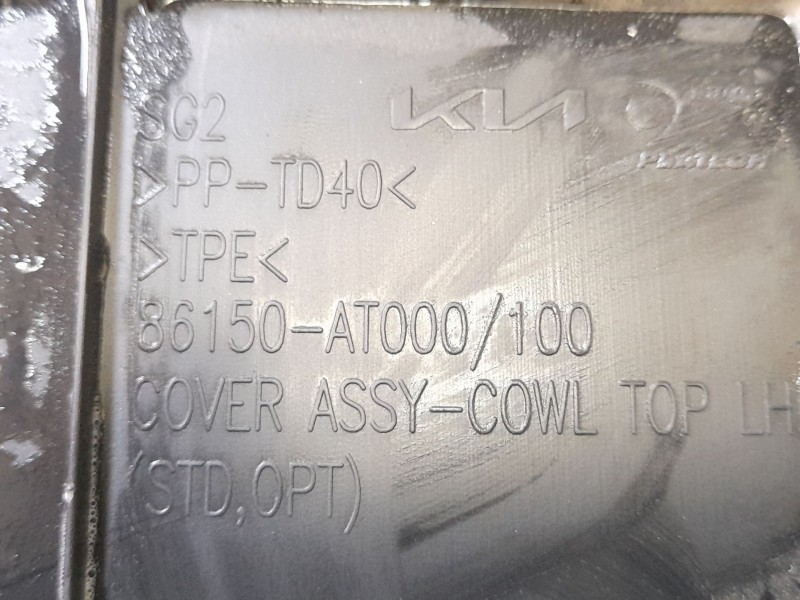 Recambio de torpedo para kia niro referencia OEM IAM 86150AT000  