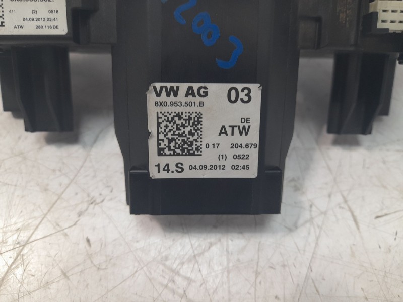 Recambio de mando multifuncion para audi a1 (8x) ambition referencia OEM IAM 8X0953501B  