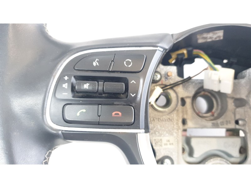 Recambio de volante para kia niro business referencia OEM IAM 56100G5310SX1  
