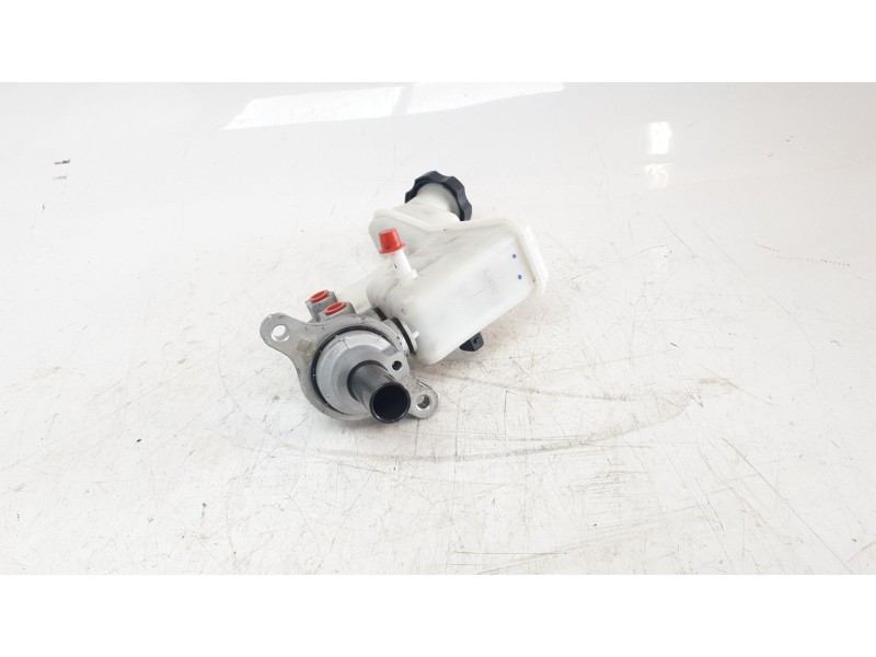 Recambio de bomba freno para hyundai ix35 1.7 crdi cat referencia OEM IAM 585102S101  