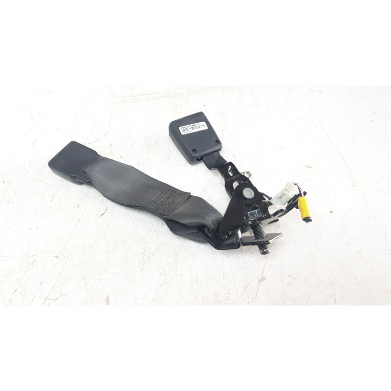 Recambio de enganche cinturon trasero derecho para kia niro referencia OEM IAM 898K0AT000CCV  