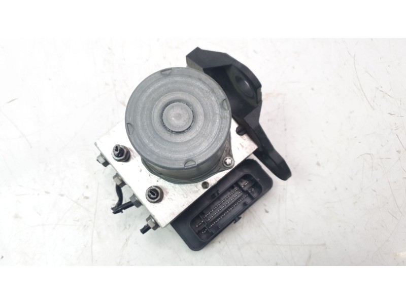 Recambio de abs para volkswagen polo advance referencia OEM IAM 2Q0614517AP  