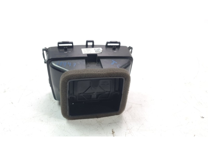 Recambio de aireador central para renault captur ii techno referencia OEM IAM 687609213R  