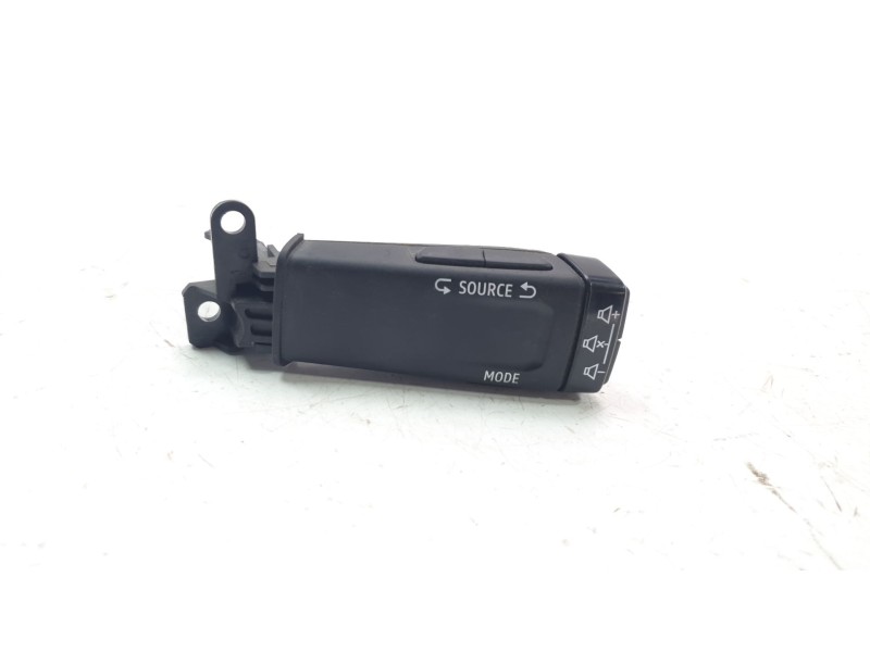 Recambio de mando control radio para renault captur ii techno referencia OEM IAM 255520099R  