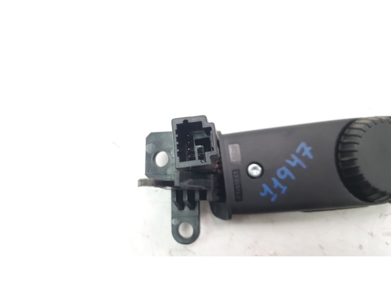 Recambio de mando control radio para renault captur ii techno referencia OEM IAM 255520099R  