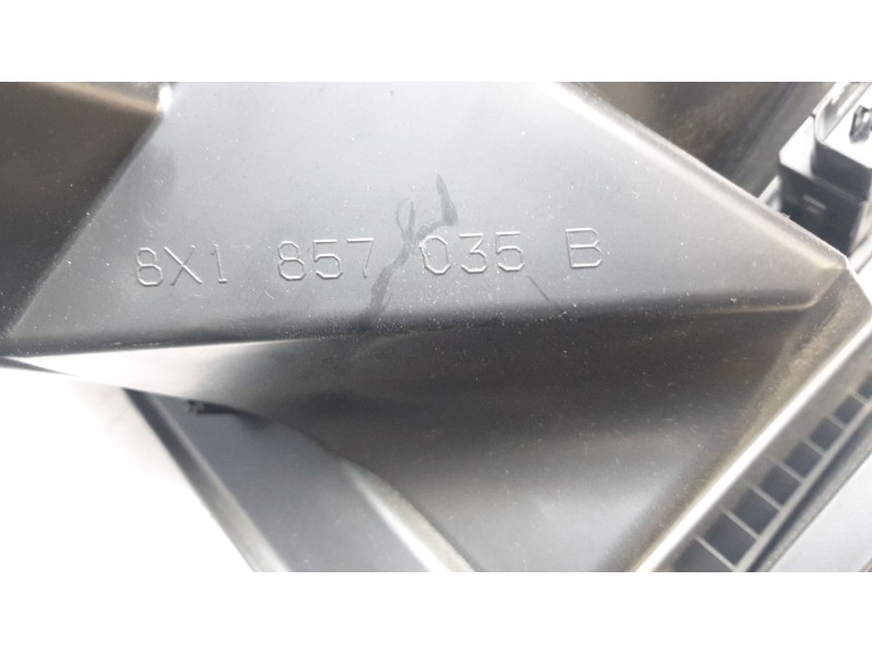 Recambio de guantera para audi a1 (8x) ambition referencia OEM IAM 8X1857035B  