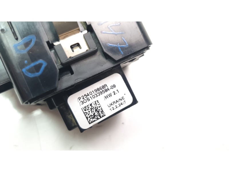 Recambio de mando elevalunas delantero derecho para renault captur ii 1.3 tce referencia OEM IAM 254019868R  