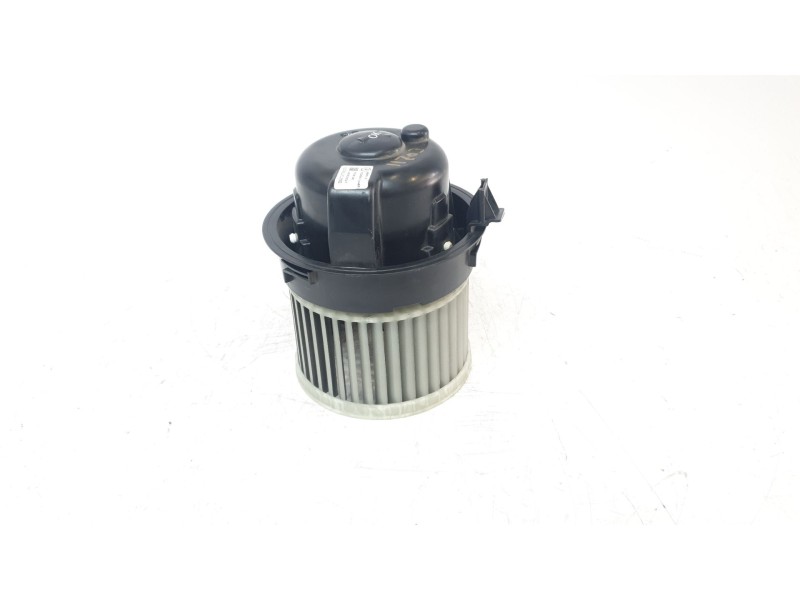 Recambio de ventilador calefaccion para opel corsa f 1.2 referencia OEM IAM 7015031111  