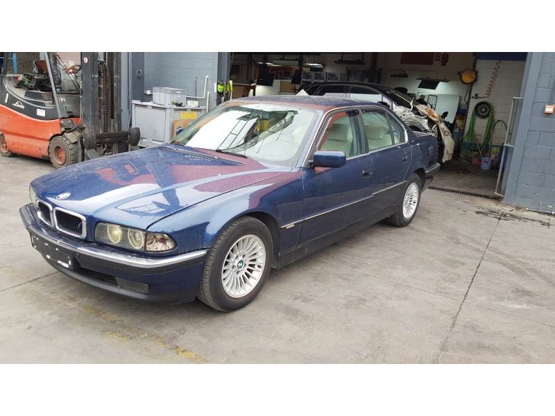bmw serie 7 (e38) del año 1997