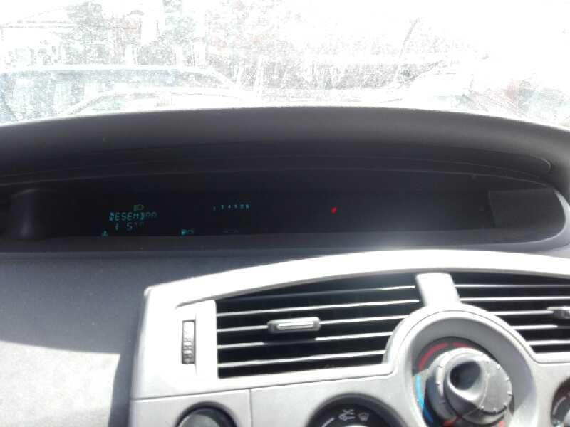 renault scenic ii del año 2008