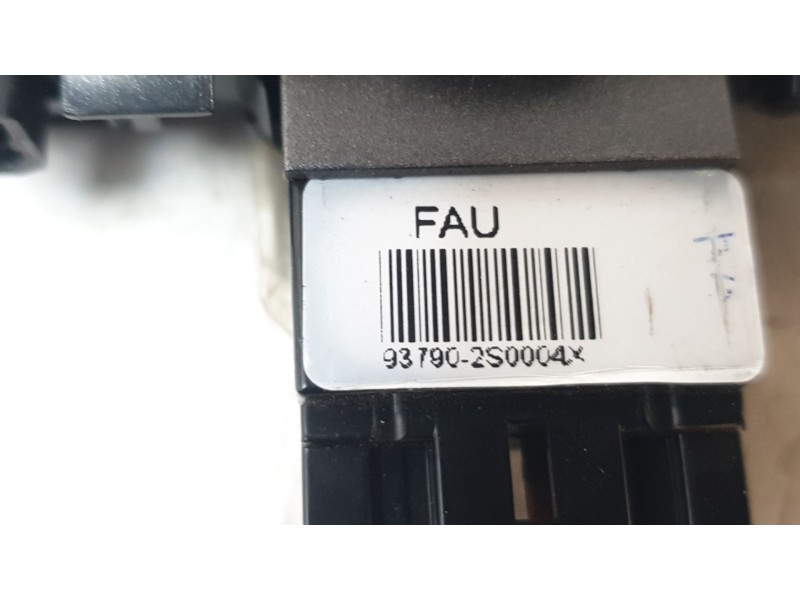 Recambio de warning para hyundai ix35 1.7 crdi cat referencia OEM IAM 937902S0004X  