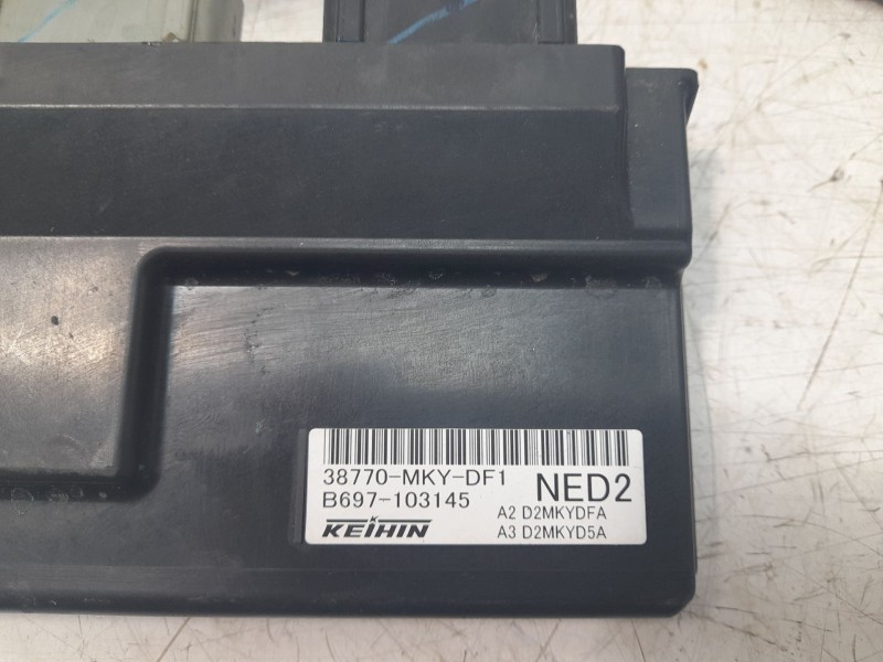 Recambio de conmutador de arranque para honda cb 650r referencia OEM IAM 35010MKND50  