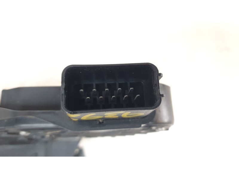 Recambio de cerradura puerta delantera derecha para land rover evoque hse dynamic referencia OEM IAM 6W8A21812AD  