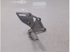 Recambio de estribera derecha para honda cb 650r referencia OEM IAM 50660MKND50  