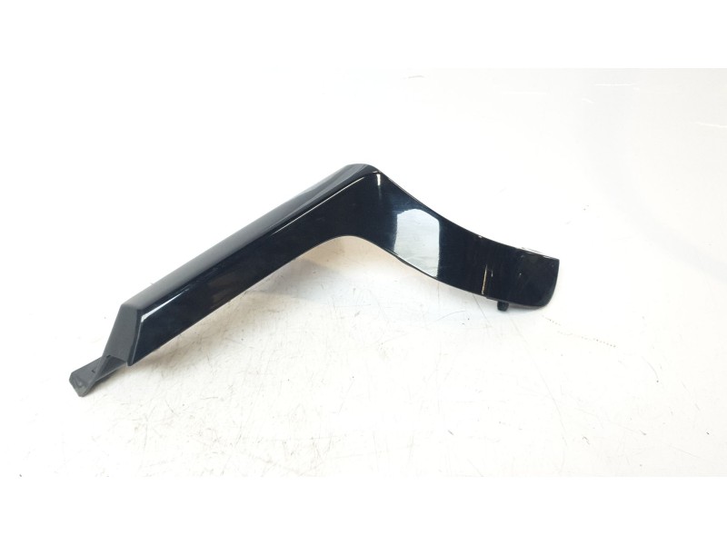 Recambio de moldura para kia niro business referencia OEM IAM 87362G5000  