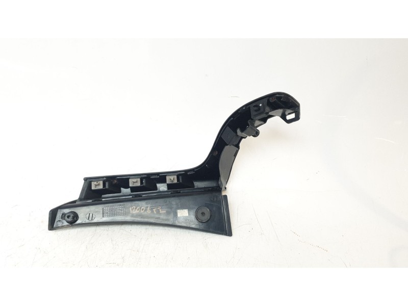 Recambio de moldura para kia niro business referencia OEM IAM 87362G5000  