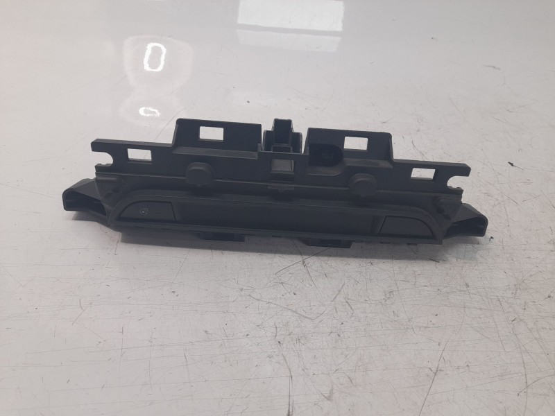 Recambio de pantalla multifuncion para mazda cx-5 advantage 2wd referencia OEM IAM K12355260  