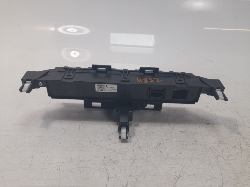 Recambio de pantalla multifuncion para mazda cx-5 advantage 2wd referencia OEM IAM K12355260  