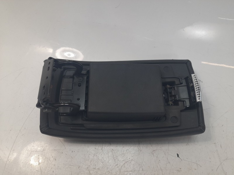 Recambio de apoyabrazos central para ford s-max (wa6) 2.0 tdci referencia OEM IAM 9M21R044C82  