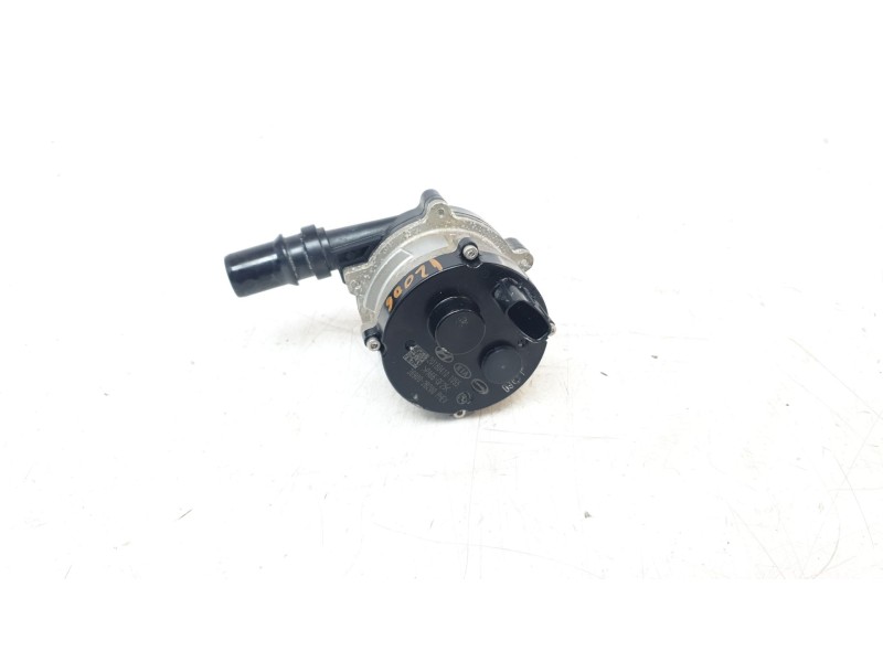 Recambio de bomba agua para kia niro business referencia OEM IAM 369002B200  