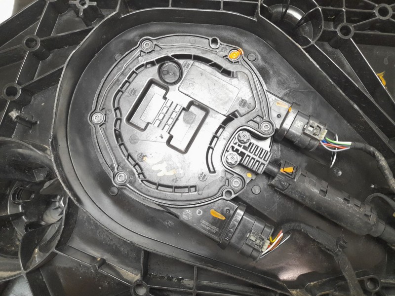 Recambio de deposito adblue para mercedes-benz vito kasten 109/110/111/114 cdi fwd compacta (447.601) referencia OEM IAM A447470