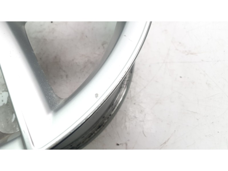 Recambio de llanta para audi q3 (8ug) base referencia OEM IAM 8U0601025AA  