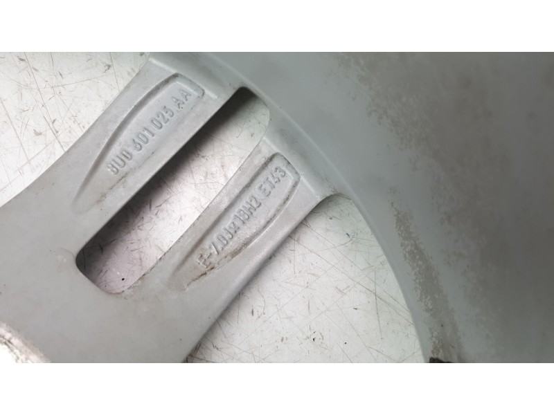 Recambio de llanta para audi q3 (8ug) base referencia OEM IAM 8U0601025AA  
