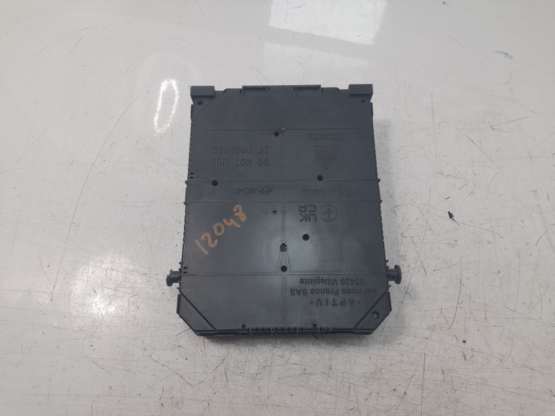 Recambio de caja reles / fusibles para citroën c3 feel pack referencia OEM IAM 9845141280  