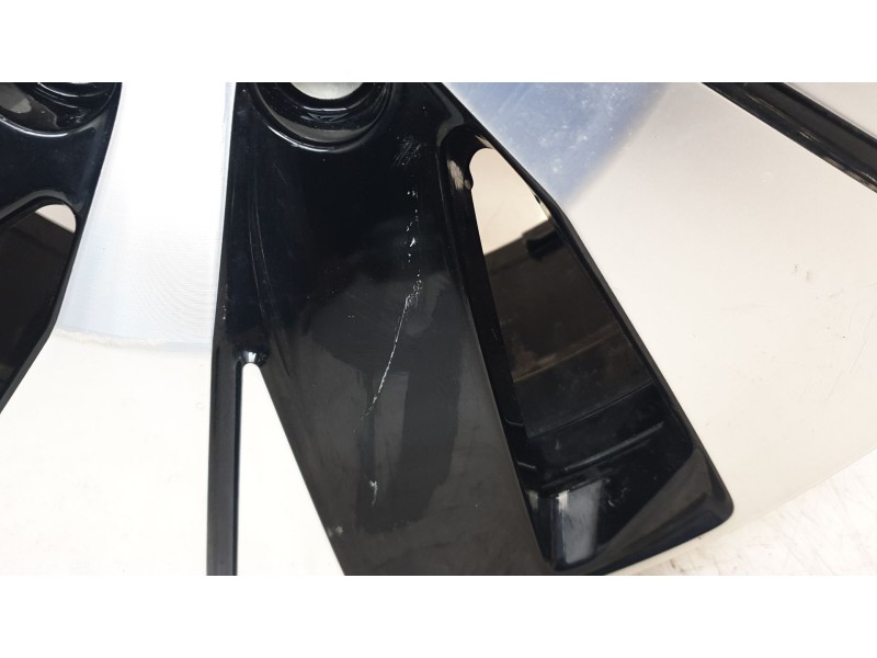 Recambio de llanta para volvo xc40 (536) b4 mild-hybrid referencia OEM IAM 31680403  