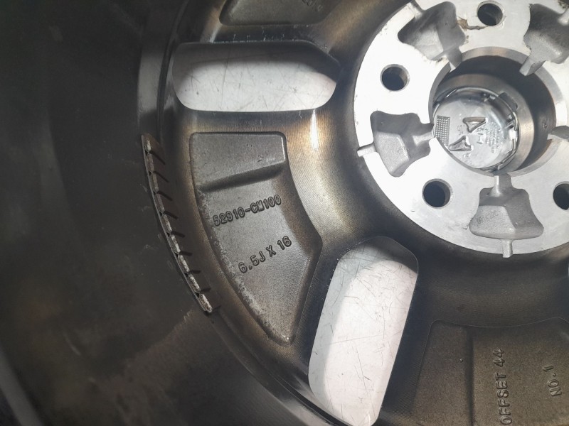 Recambio de llanta para hyundai kona (os, ose, osi) 1.6 gdi hybrid referencia OEM IAM 52910CM100  