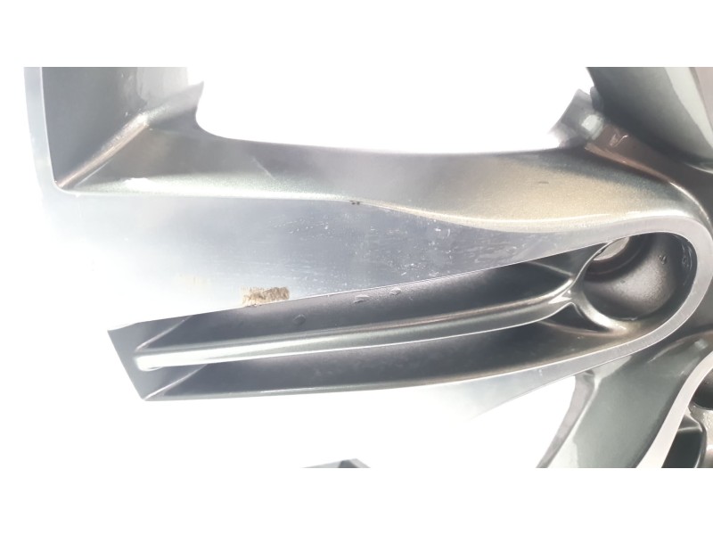 Recambio de llanta para hyundai ix35 1.7 crdi cat referencia OEM IAM 529102S310  