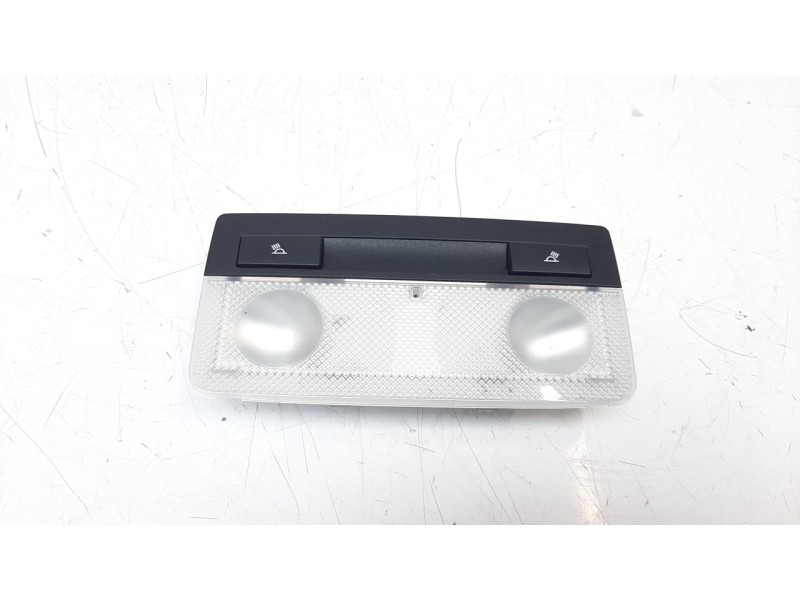 Recambio de luz interior para opel insignia country tourer 2.0 16v cdti referencia OEM IAM 22774329  