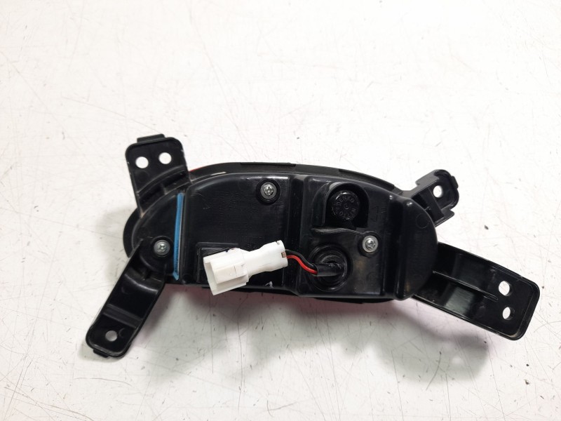 Recambio de faro antiniebla trasero izquierdo para mg zs comfort referencia OEM IAM 10571685  AC23042402005