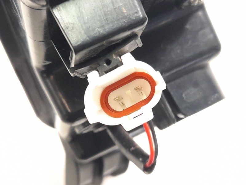 Recambio de faro antiniebla trasero izquierdo para mg zs comfort referencia OEM IAM 10571685  AC23042402005