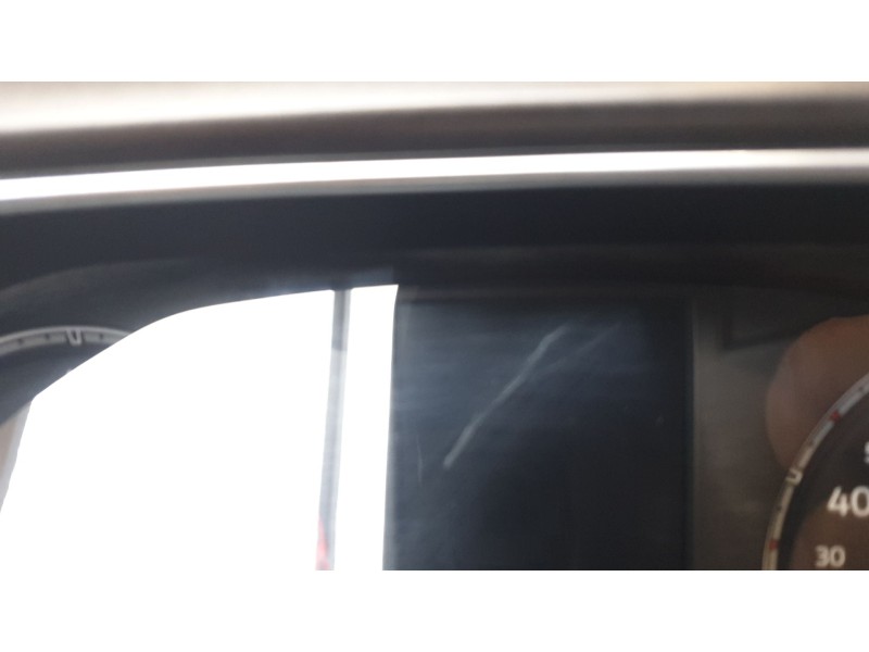 Recambio de cuadro instrumentos para volkswagen t-roc advance style referencia OEM IAM 2GA920740A  