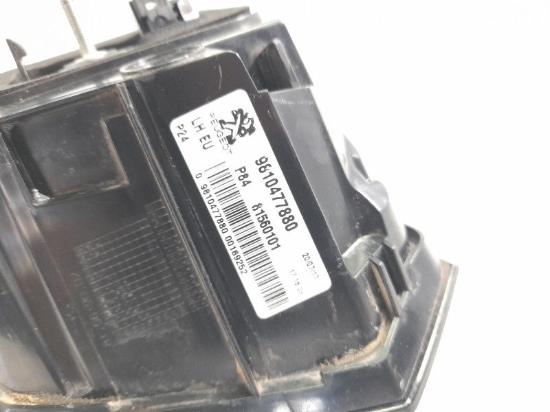 Recambio de piloto trasero izquierdo interior para peugeot 3008 allure pack referencia OEM IAM 9810477880  104LLM142 / P2000525