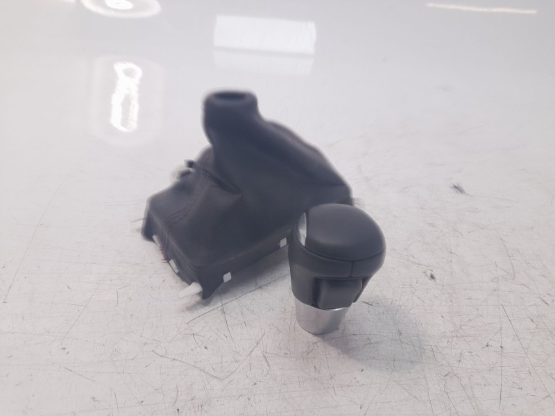 Recambio de pomo palanca cambio para mazda cx-5 advantage 2wd referencia OEM IAM BHN246030J  