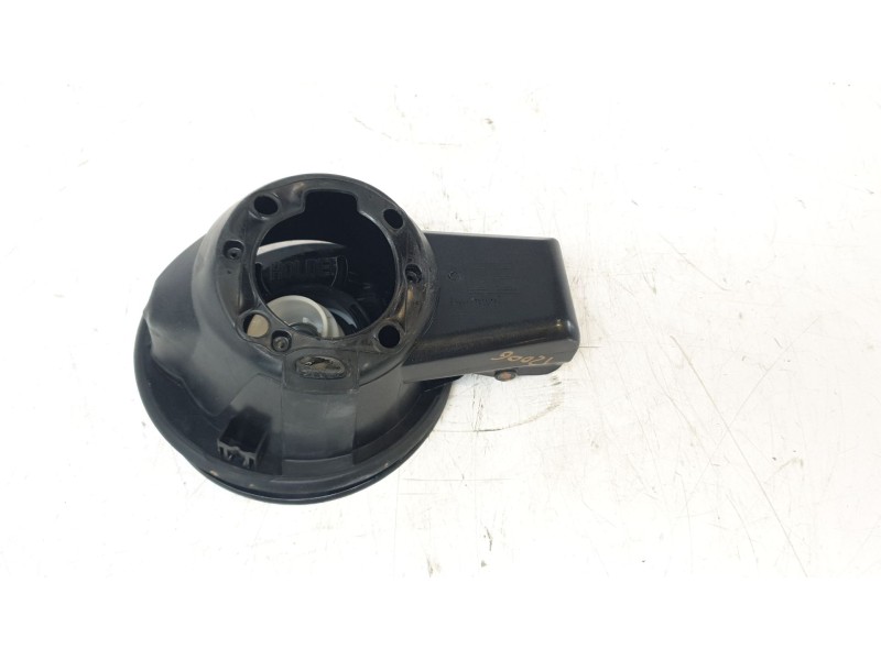 Recambio de tapa exterior combustible para kia niro business referencia OEM IAM 69513G5000  