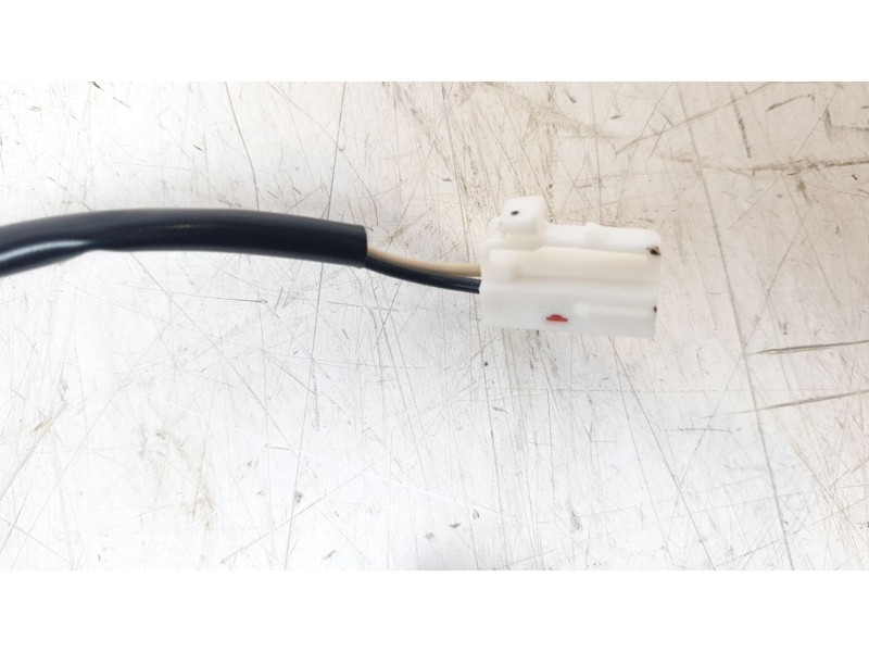 Recambio de tapa exterior combustible para kia niro business referencia OEM IAM 81590G5001  