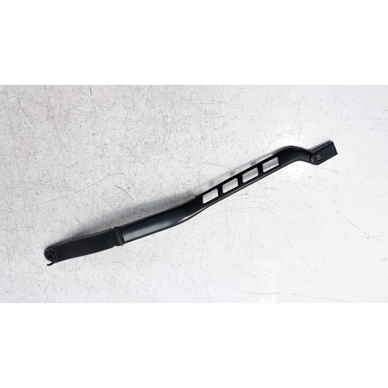 Recambio de brazo limpia delantero derecho para mercedes-benz clase m (w166) ml 350 bluetec (166.004) referencia OEM IAM 2402805