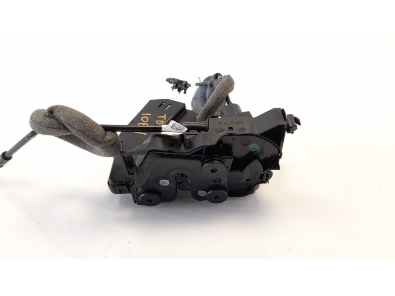 Recambio de cerradura puerta trasera derecha para renault megane iv berlina 5p 1.5 dci diesel fap energy referencia OEM IAM 8250