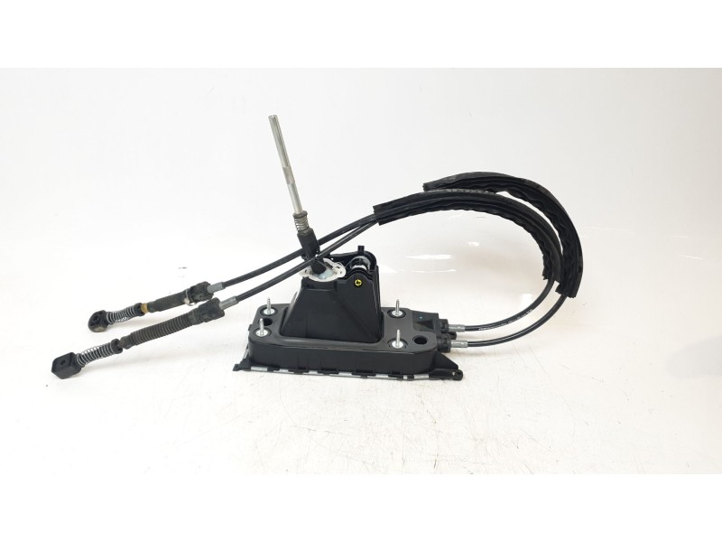Recambio de palanca cambio para volkswagen t-roc advance style referencia OEM IAM 5Q0711049BP  