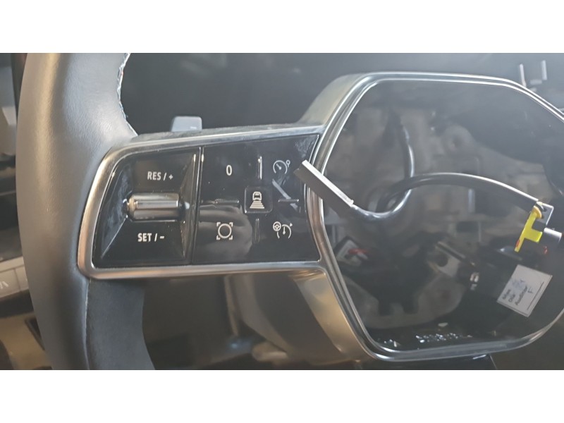 Recambio de volante para renault austral techno referencia OEM IAM   