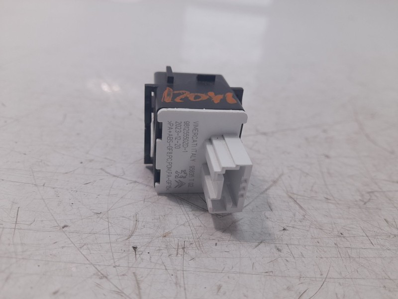 Recambio de interruptor para citroën c3 feel pack referencia OEM IAM 98125550ZD  