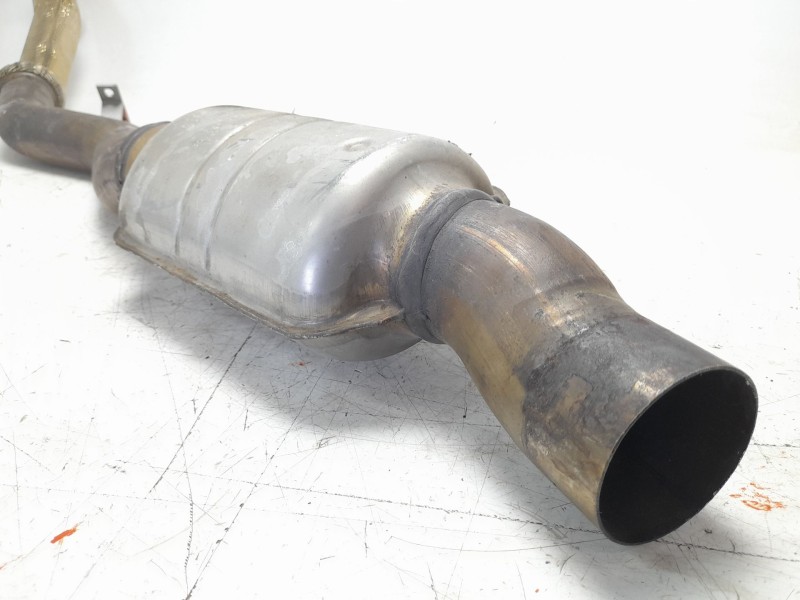 Recambio de catalizador para porsche cayenne coupe (9yb) e-hybrid referencia OEM IAM 4M0253211AF 4M0118N 4M0253300AM