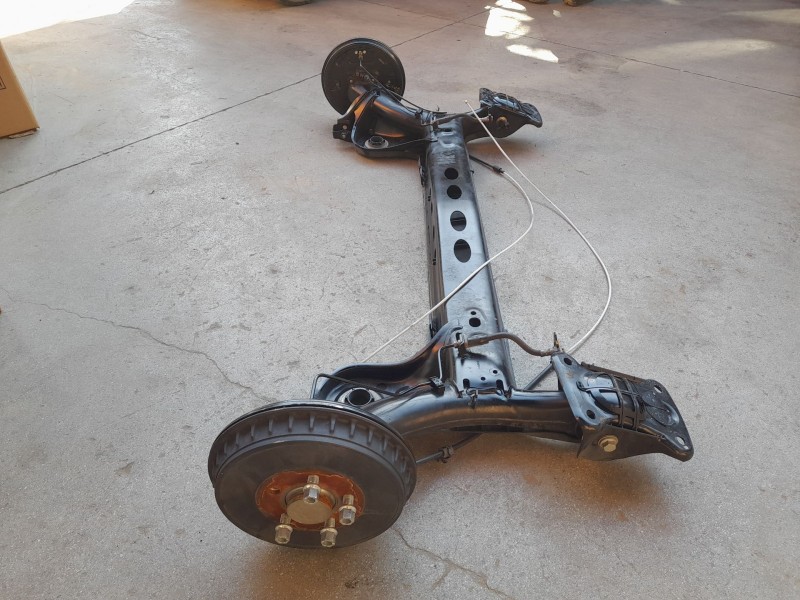 Recambio de puente trasero para volkswagen polo vi (ae1) life referencia OEM IAM 2Q0501053CH  