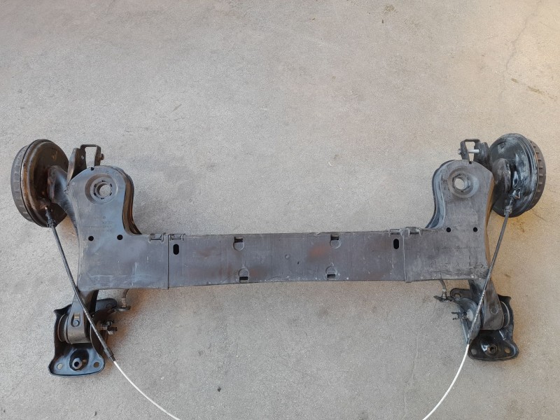 Recambio de puente trasero para volkswagen polo vi (ae1) life referencia OEM IAM 2Q0501053CH  